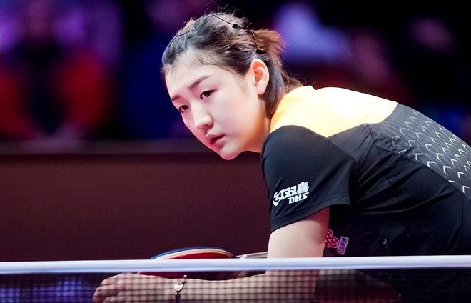 他甚至在采 他甚至在采