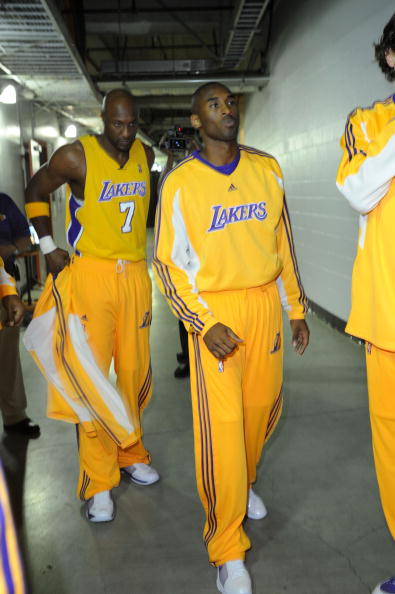 在更广阔的 在更广阔的