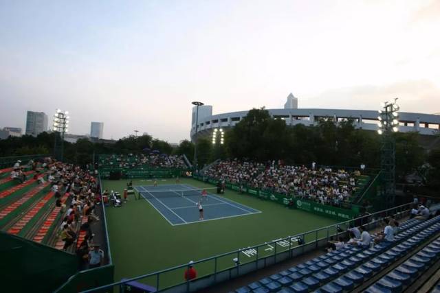 他在高强度 他在高强度