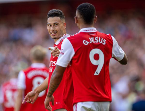 同时辅以外 同时辅以外